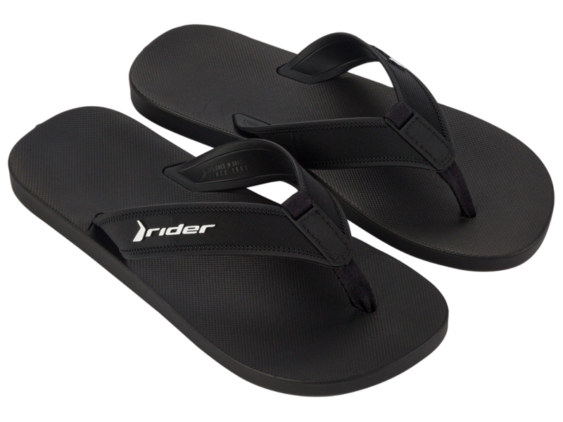 8050ade2-05e0-4433-b7b9-ed6d7662b515.800x